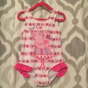💛🌟SALE🌟💛Peppa pig one piece swim suit